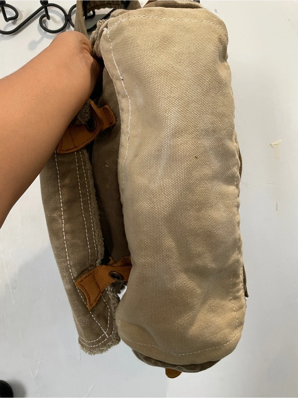 SCRUFFY DOG Crossbody Vintage Messenger Bag Unisex Satchel Bag Canvas Khaki